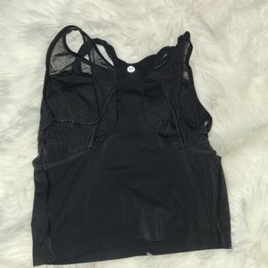 Lululemon crop top